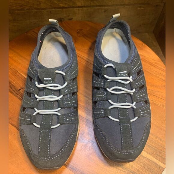 Easy spirit womens sneakers.  Inv 5345b - Picture 1 of 6